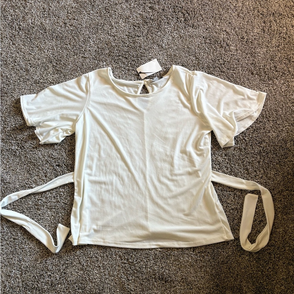 Cream Women's Flowy Blouse